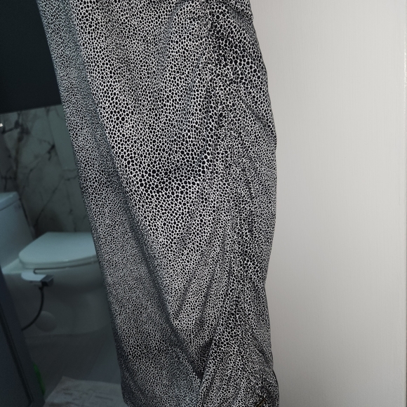 MICHAEL KORS shirred side dress size M - Picture 3 of 7